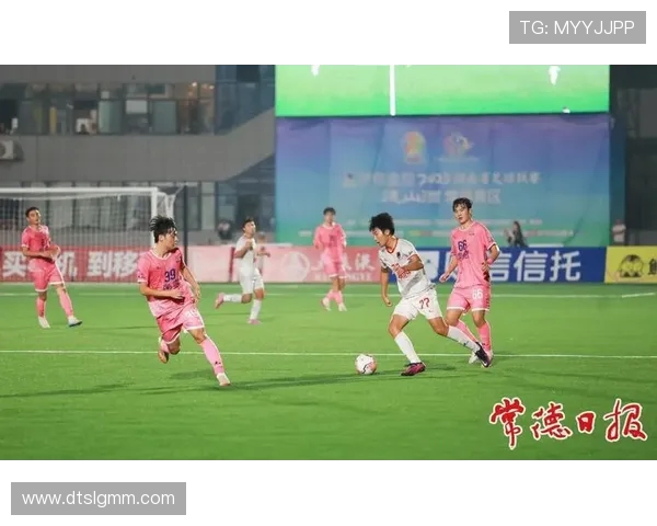 常德队足球奋勇拼搏展现湖湘精神书写绿茵场荣耀新篇章